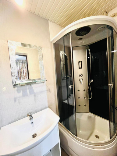 Others 3, Bucuresti Apartment Studio