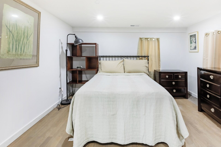 Floor plan 4, Fresh 2BR Duplex Pets Welcome, Essex