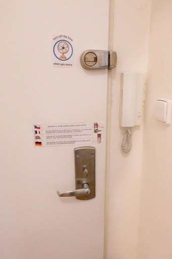 Bathroom 3, Apartments 5 minutes walk from Old Town - 102 m2 w balcony, view, shower plus bath, Praha 7