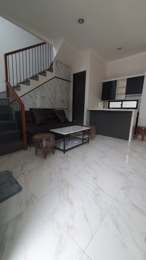 Others 2, Villa Nirwana Batu, Malang