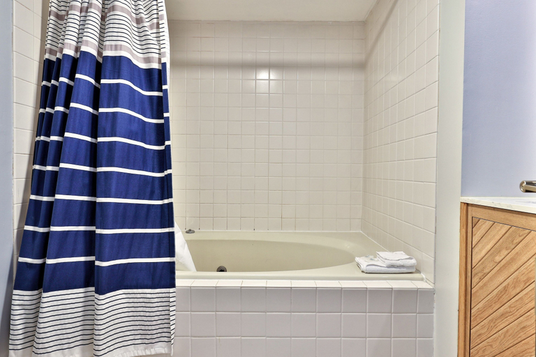 Bathroom 4, Fall Line Condo B7 1 Bedroom Home, Rutland