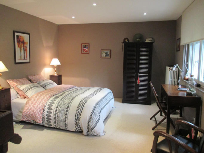 Bedroom 2, Les Ecureuils, Seine-et-Marne