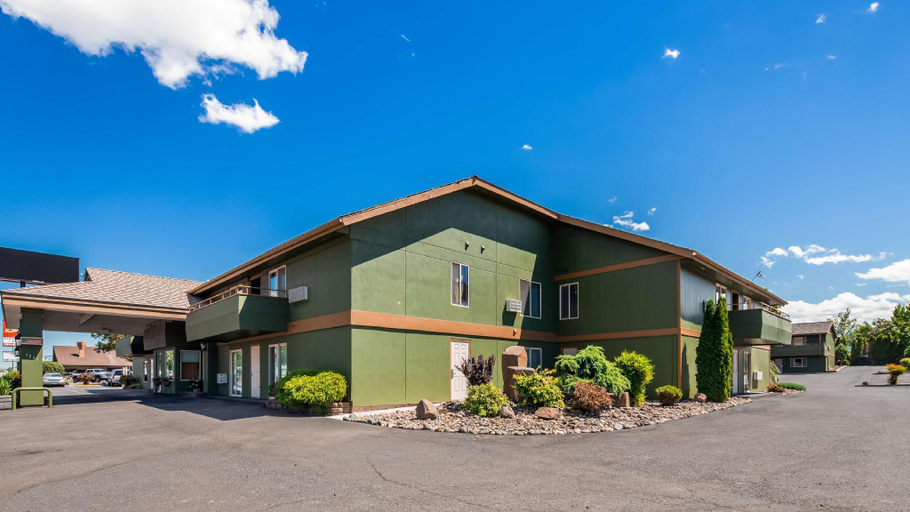 Exterior & Views 1, RiverTree Inn, Asotin