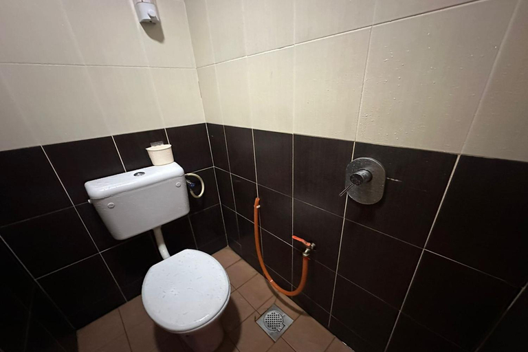 Bathroom 5, I Rose Budget Hotel, Hulu Langat