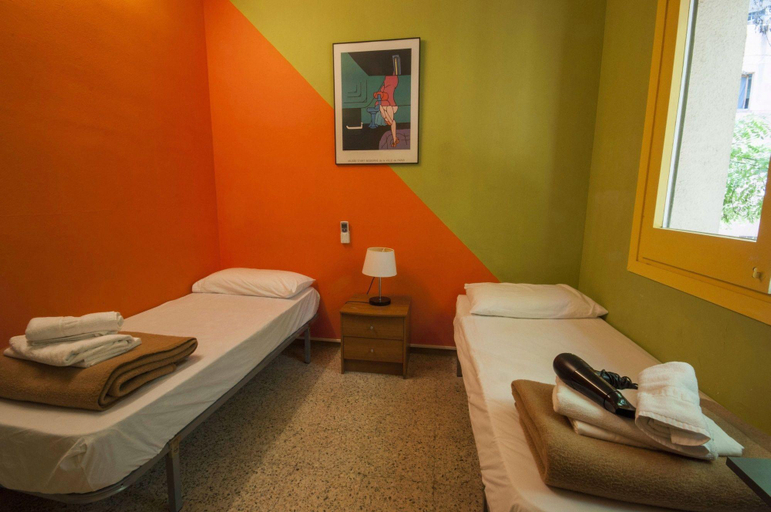 Bedroom 5, Hostel Albergue Studio, Barcelona