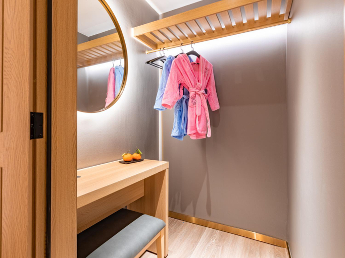 Bathroom 3, Orange Hotel Shenzhen Nanshan Vanke Cloud City, Shenzhen