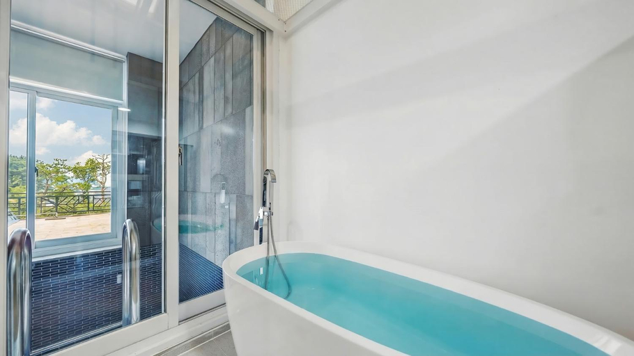 Bathroom 2, Goseong Belloci Kids Poolivilla, Goseong