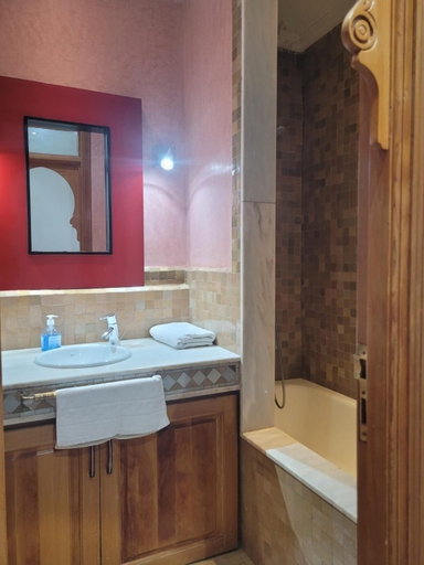 Bathroom 4, Palmeraie Village, Marrakech