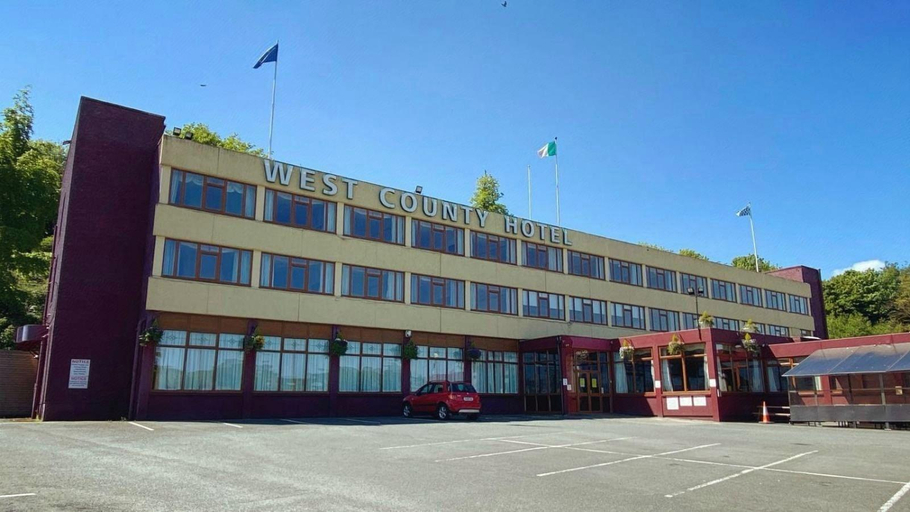 Exterior & Views 2, West County Hotel, Dublin