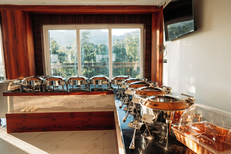 Breakfast buffet, Papumpare Jungle Resort, Papum Pare