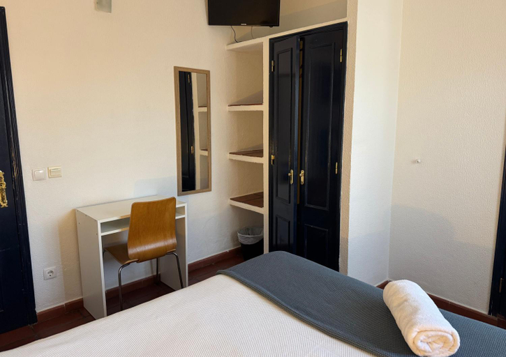 Bedroom 3, D'Iberica Alojamento, Évora