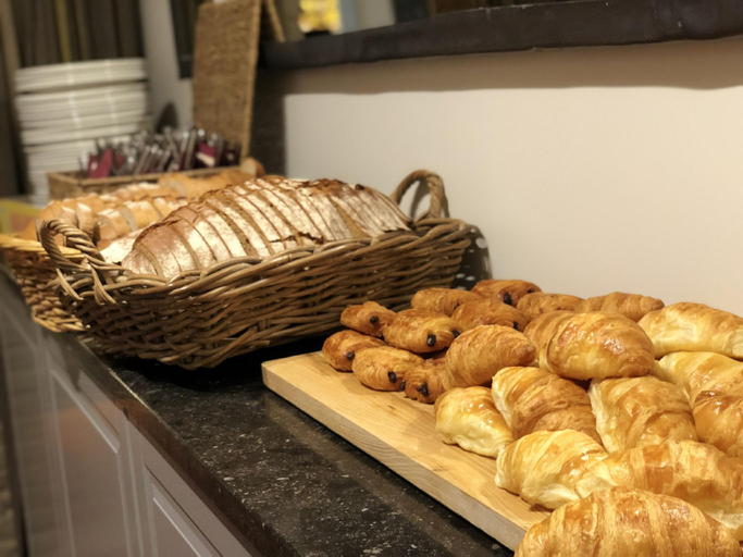 Food & Drinks 5, Hotel de Plank - alle kamers met airconditioning, Margraten