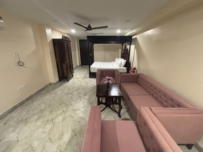 Room 2, RAJMAHAL HOTEL & RESORT, Ujjain
