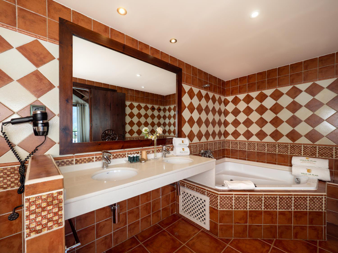 Bathroom 4, Villa de Plan Apartments&Suites, Huesca
