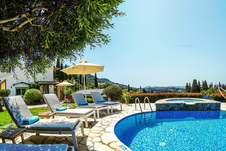 Sport & Beauty 2, Villa Claire Corfu,Green Private Villa near Resort, Ionian Islands