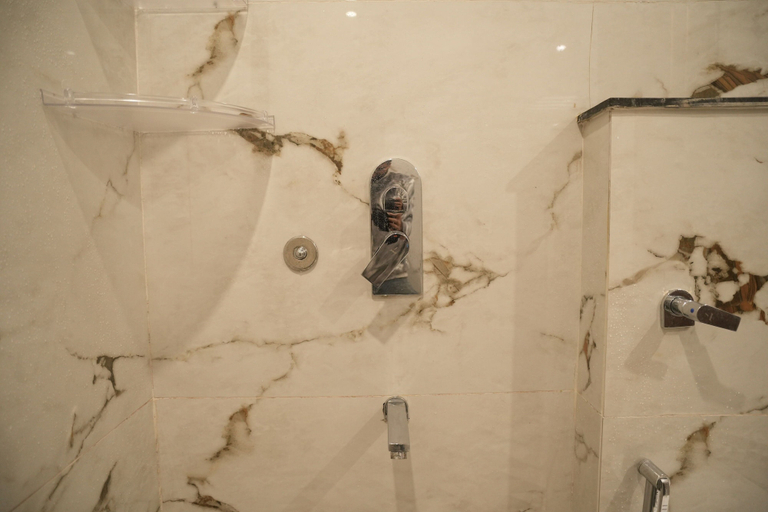 Bathroom 4, Amrit Residency, Gurgaon