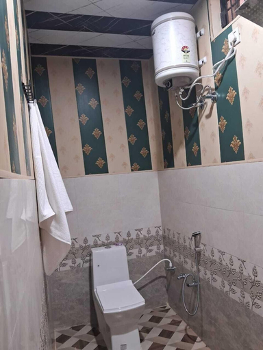 Bathroom 4, A K Palace, Faizabad