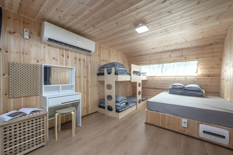 Bedroom 2, Gapyeong Chaeum Caravan Resort, Pocheon
