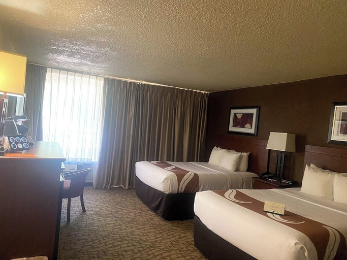 Room 3, Scenic View Inn - Lake Powell - Page AZ, Coconino