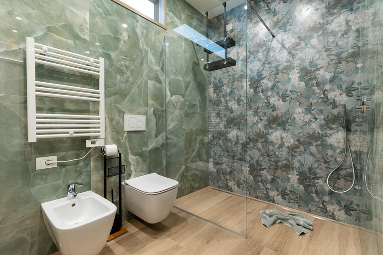 Bathroom 4, Villa Vitali - Bellagio, Como