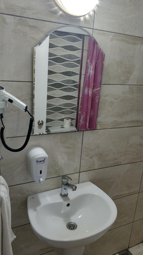 Bathroom 3, Akkus Hotel, Fatih