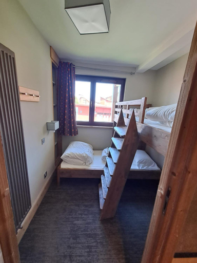 Bedroom 2, Chalet des Neiges -La Source des Arcs, Savoie