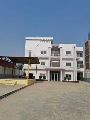 Front of property 5, A K Palace, Faizabad