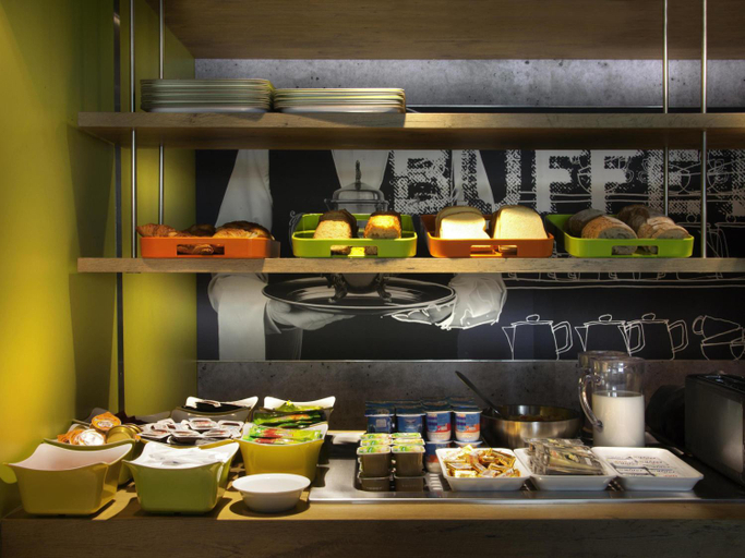 Food & Drinks 4, ibis budget Antibes Sophia Antipolis, Alpes-Maritimes