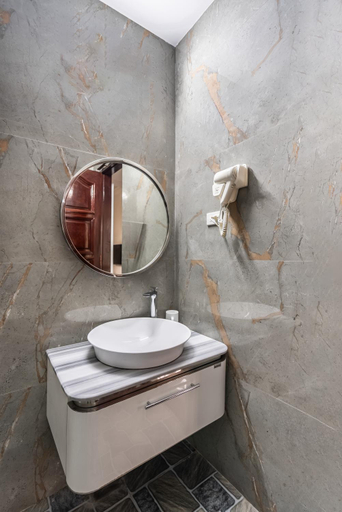 Bathroom 4, Vạn Xuân Royal Hotel, Hoa Lư