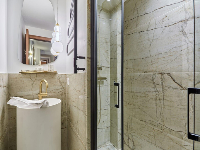 Bathroom 3, Magnificent 2 bedrooms apartment Center of Paris, Paris