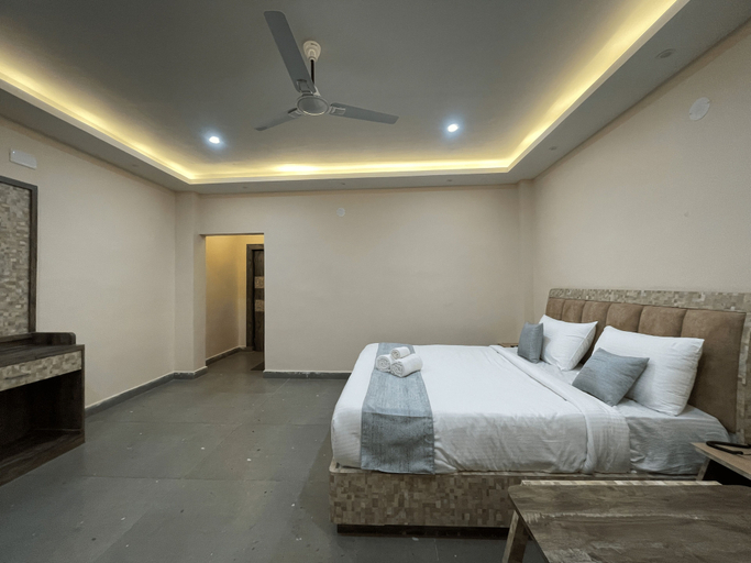 Room 4, Tiger Inn Beach Resort, Purba Medinipur