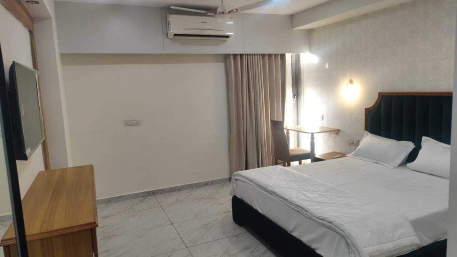 Room 5, Januson Hotel, Gandhinagar