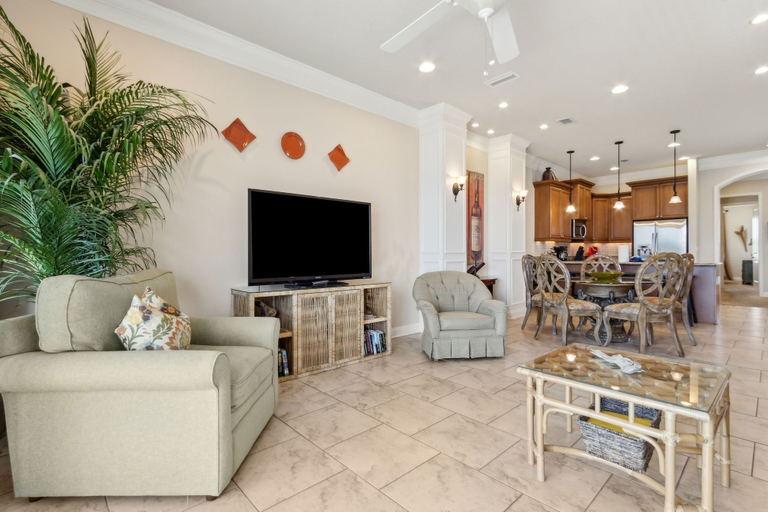 Living area 5, Seven Seas Townhome - Pet Friendly - Fernandina Beach, Nassau