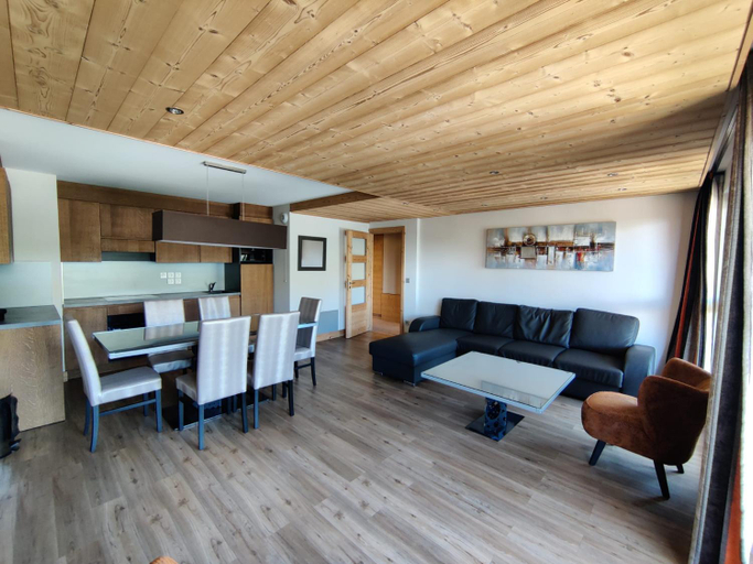 Others 5, Chalet des Neiges -La Source des Arcs, Savoie