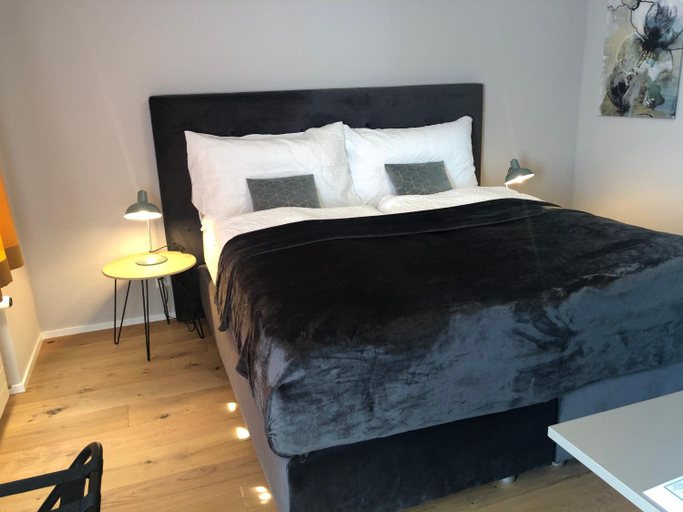 Bedroom 3, BARONE HOTEL RISTORANTE, Frauenfeld