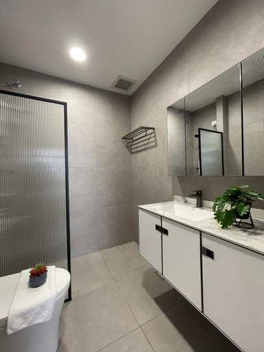 Bathroom 4, Mahkota Service Apartment, Malacca City