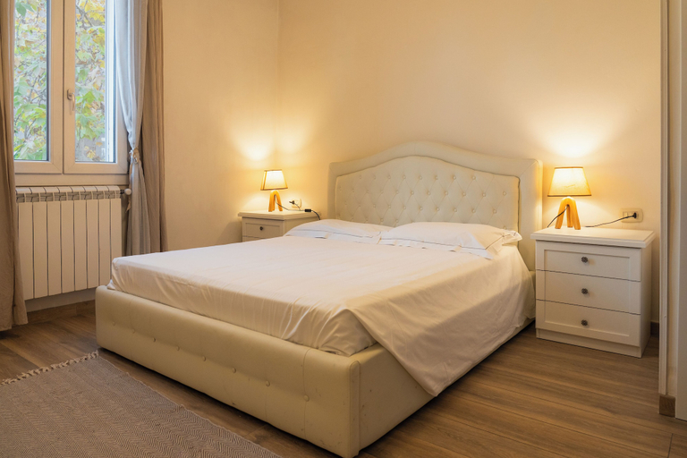 Room 5, Emilia Suite Home, Modena