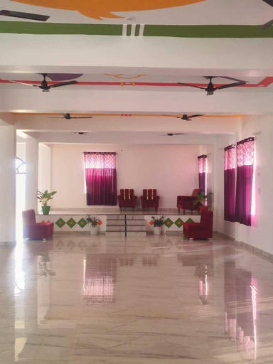 Room 2, Hotel The Viraj Palace, Faizabad