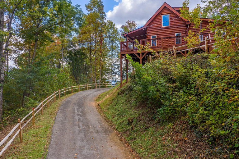 General view 3, Smoky Retreat, Sevier