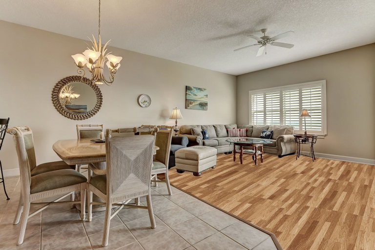Living area 2, Top Floor Beach View Condo Ocean Park 409, Nassau