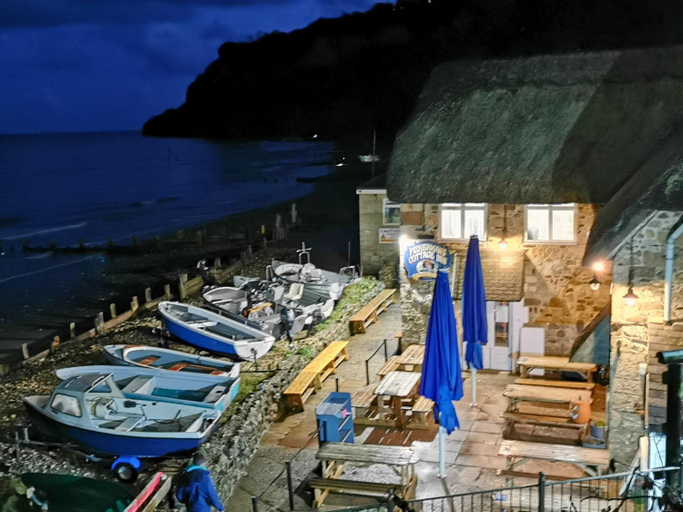 Food & Drinks, Fernhurst Holiday apartments, Isle of Wight
