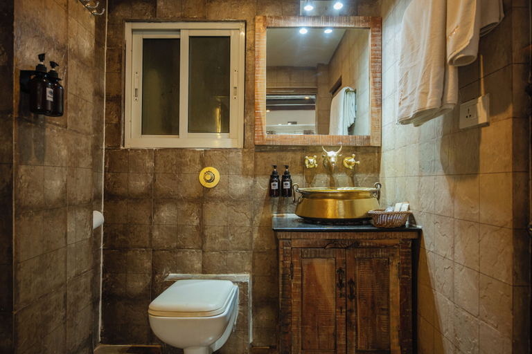 Bathroom 3, Evara Boutique Hotel, Bagmati