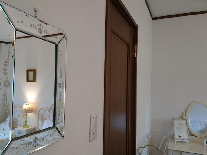 Bathroom 4, Chez-soi Wakamiya, Gujō