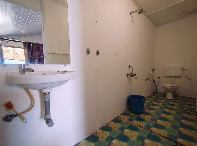 Bathroom, Mountain Palm Patnem Beach, South Goa