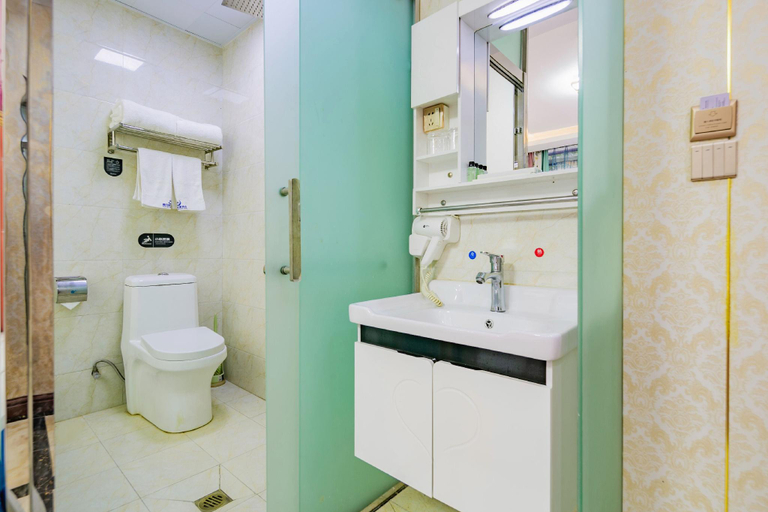 Bathroom 3, City Mini Selected Hotel Xi'an Dachaishi Metro Siyuan, Xi'an