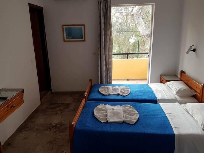 Bedroom 3, Drosia Hotel, Crete