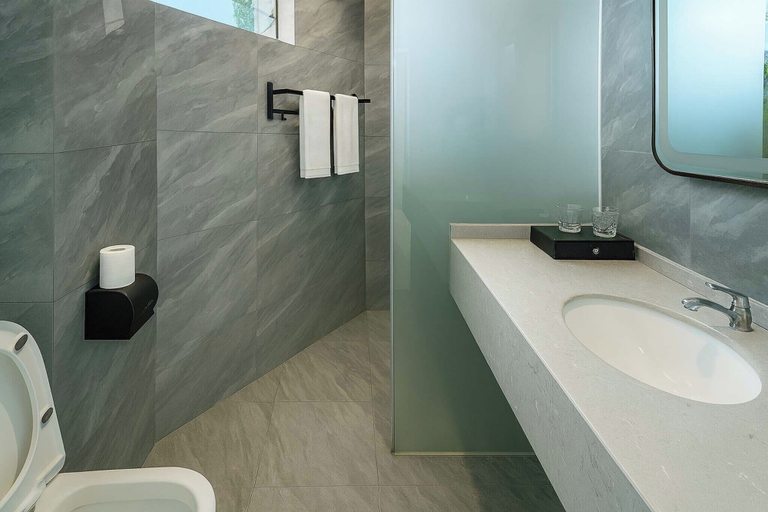 Bathroom 5, Tianya No.7 Homestay, Sanya