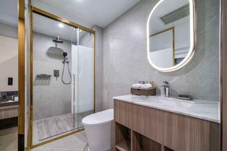 Bathroom 5, Ruiyue Resort Hotel, Hainan