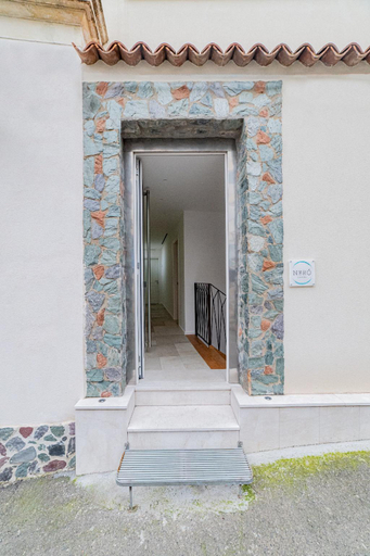 Exterior & Views 2, Neró Rooms, Messina