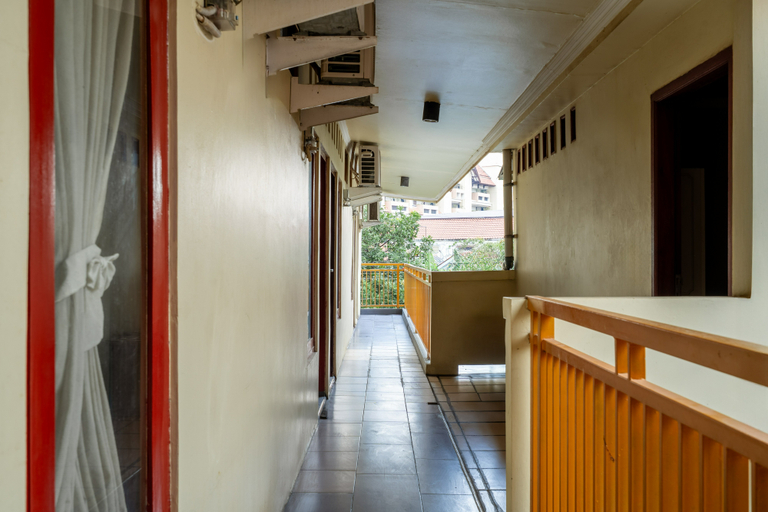 Others 2, Rehat at Wahidin Guest House, Cirebon